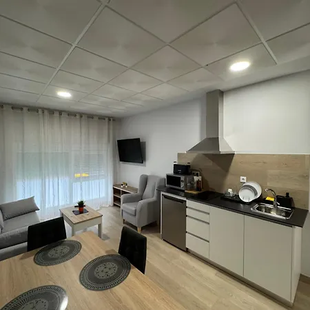 Turisticos Peregrin * Palas de Rei